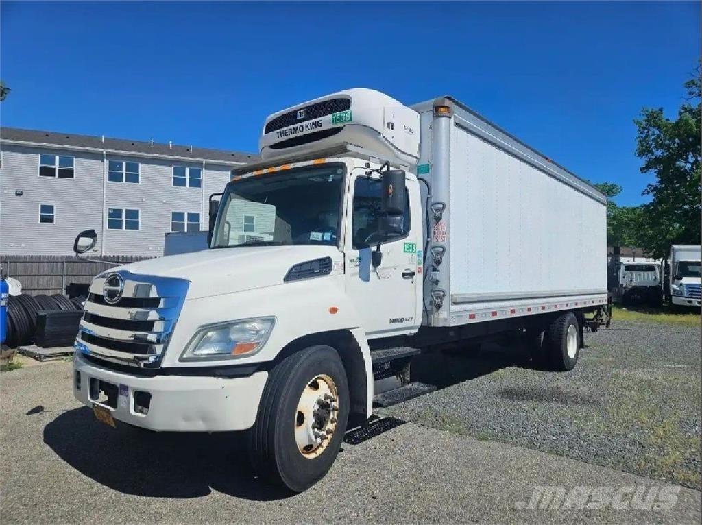Hino 268 Camion frigorifique