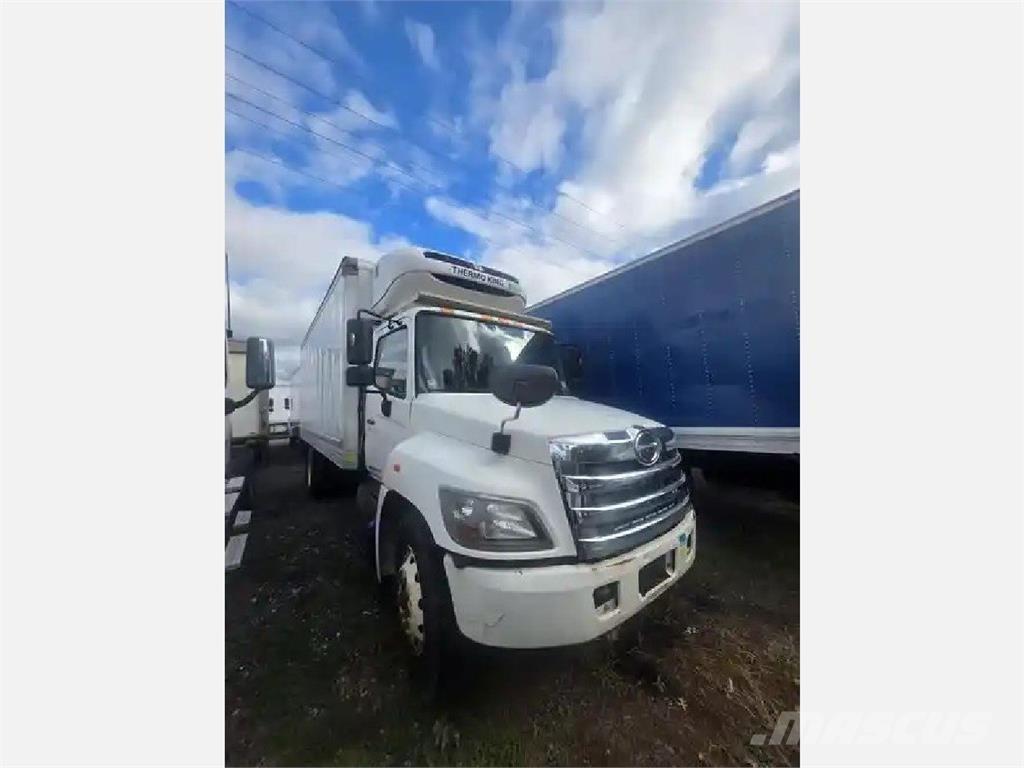 Hino 268 Camion frigorifique