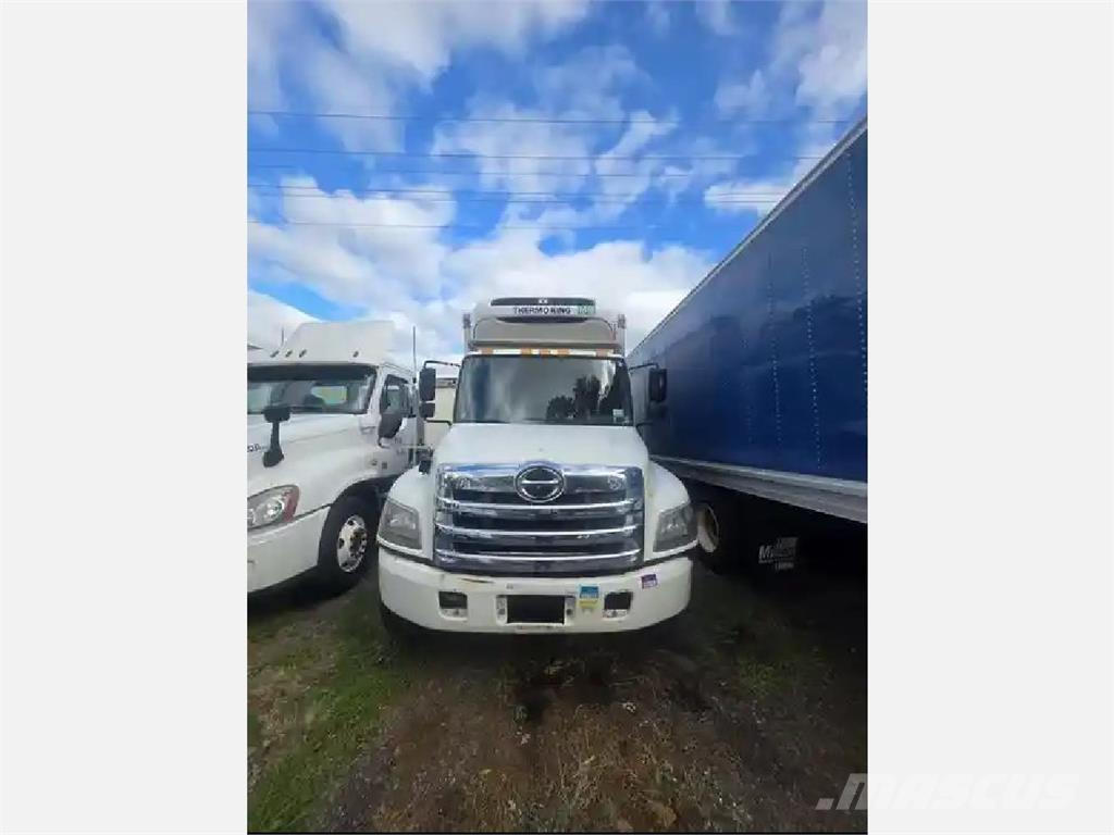 Hino 268 Camion frigorifique