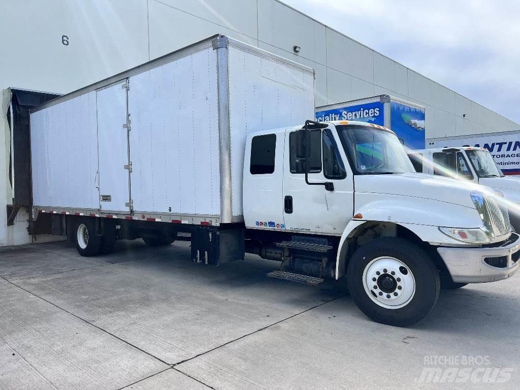 International 4300 Camion Fourgon