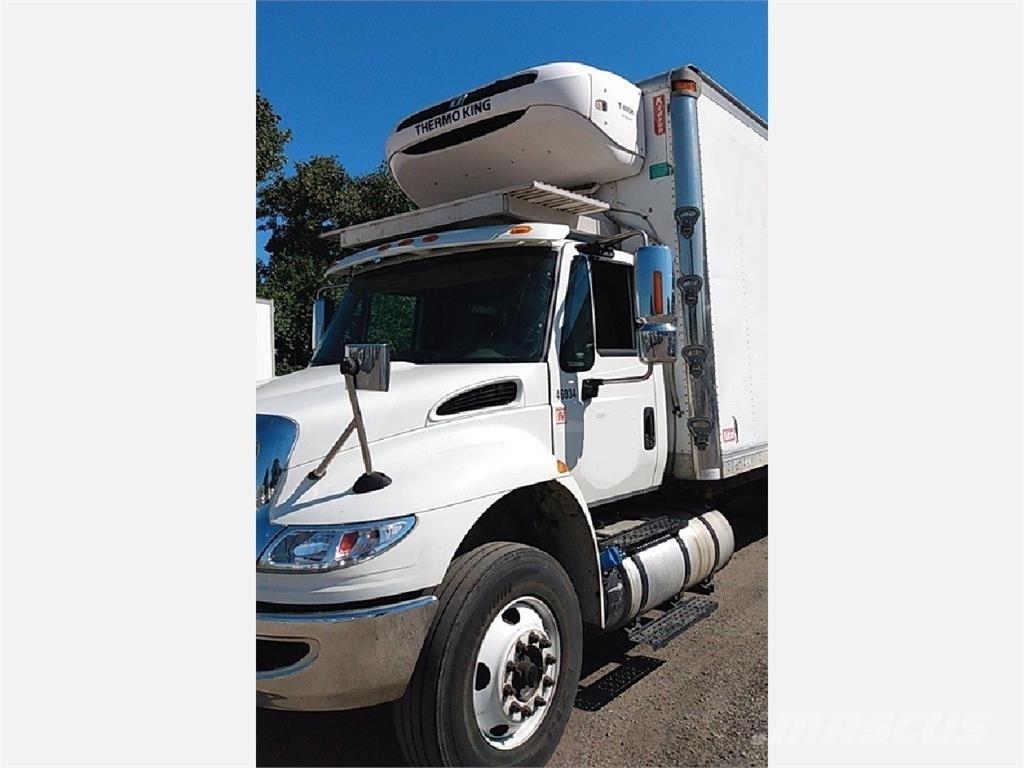 International 4300 Camion frigorifique