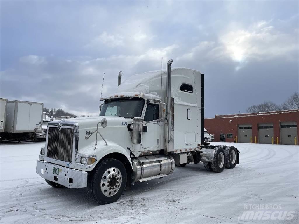 International 9900i Tracteur routier