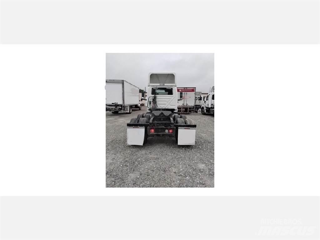 International LT Tracteur routier