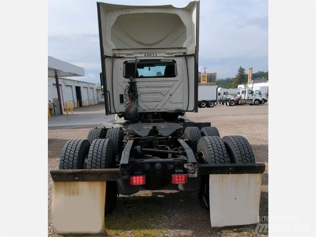 International LT Tracteur routier