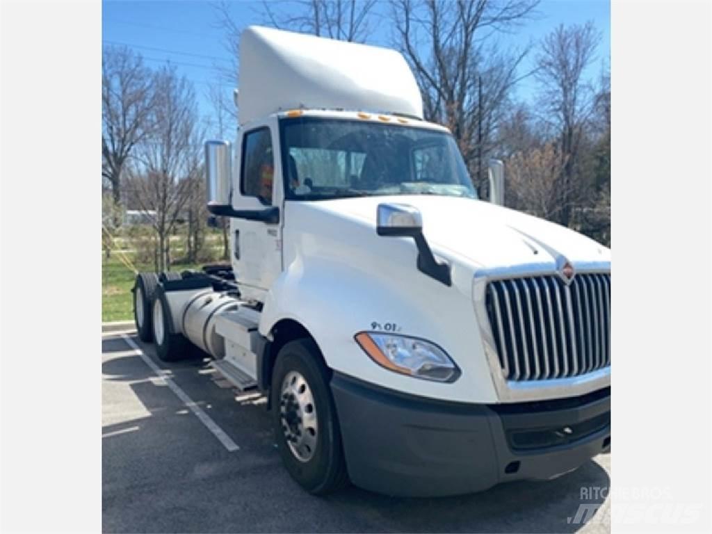 International LT Tracteur routier