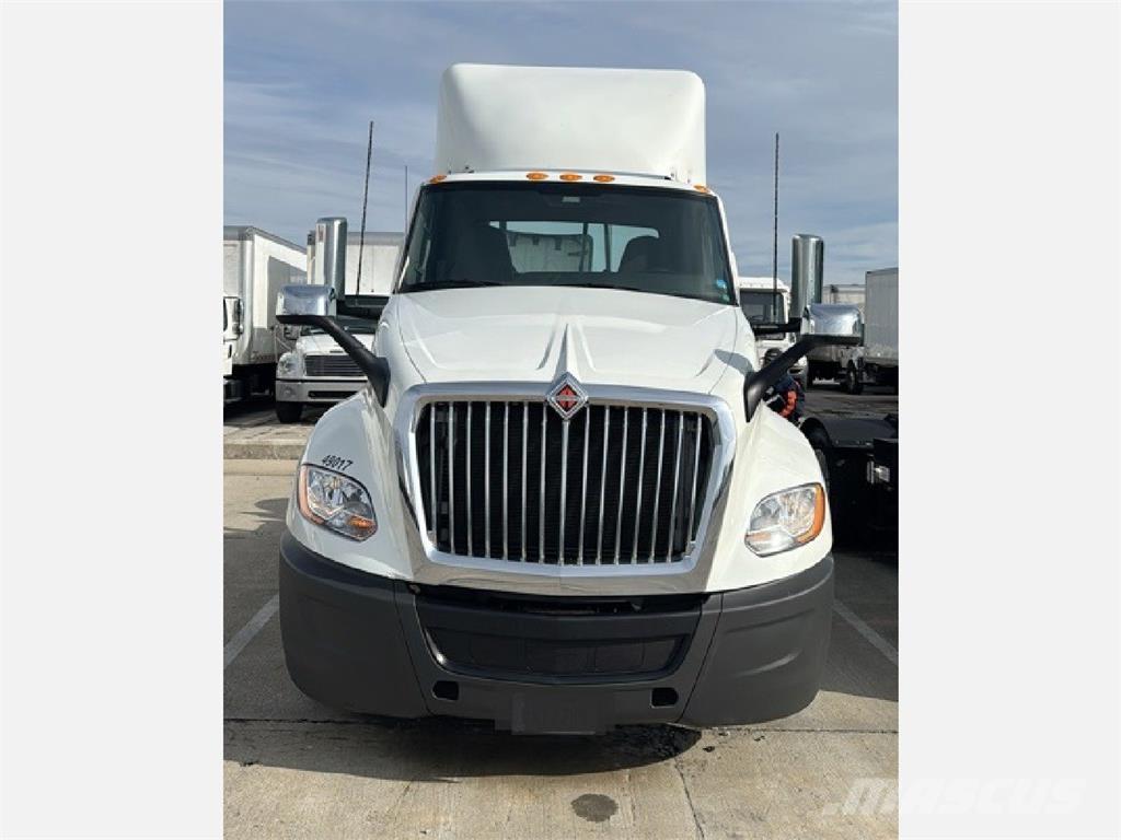 International LT Tracteur routier
