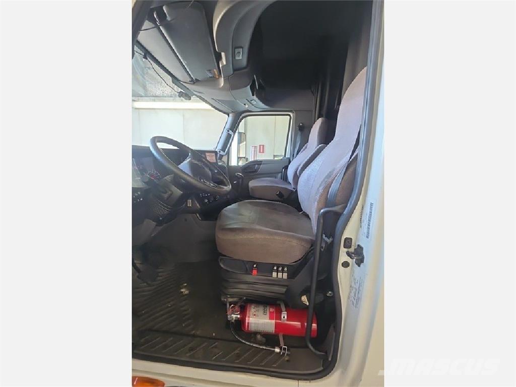 International LT Tracteur routier