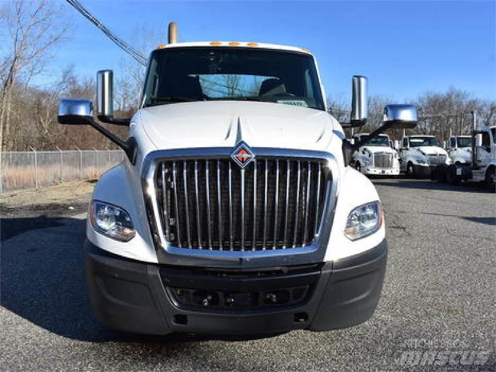 International LT625 Tracteur routier