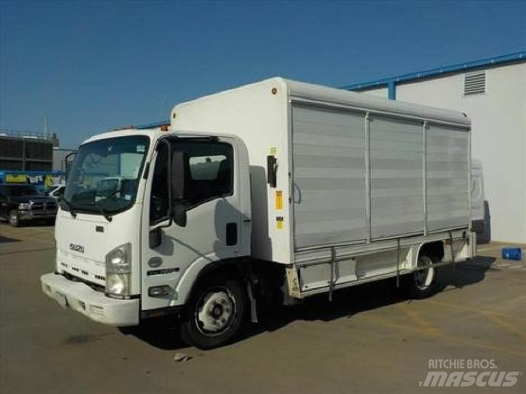 Isuzu NRR Camion de livraison de boisson