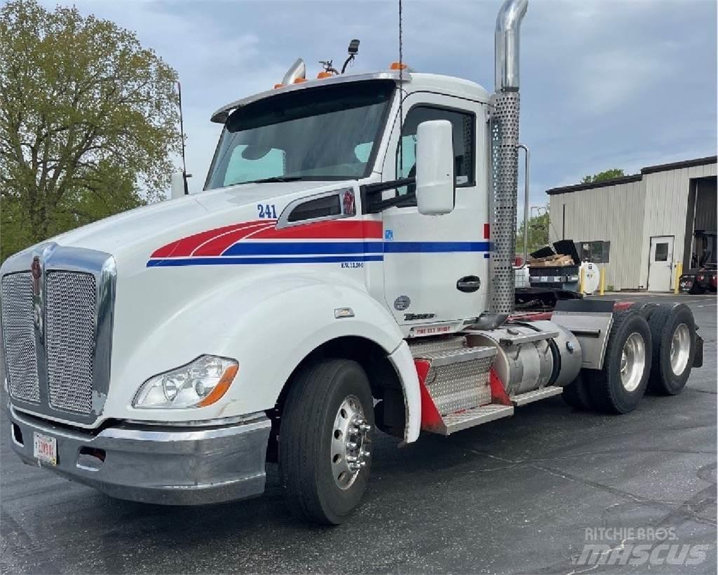 Kenworth T680 Tracteur routier