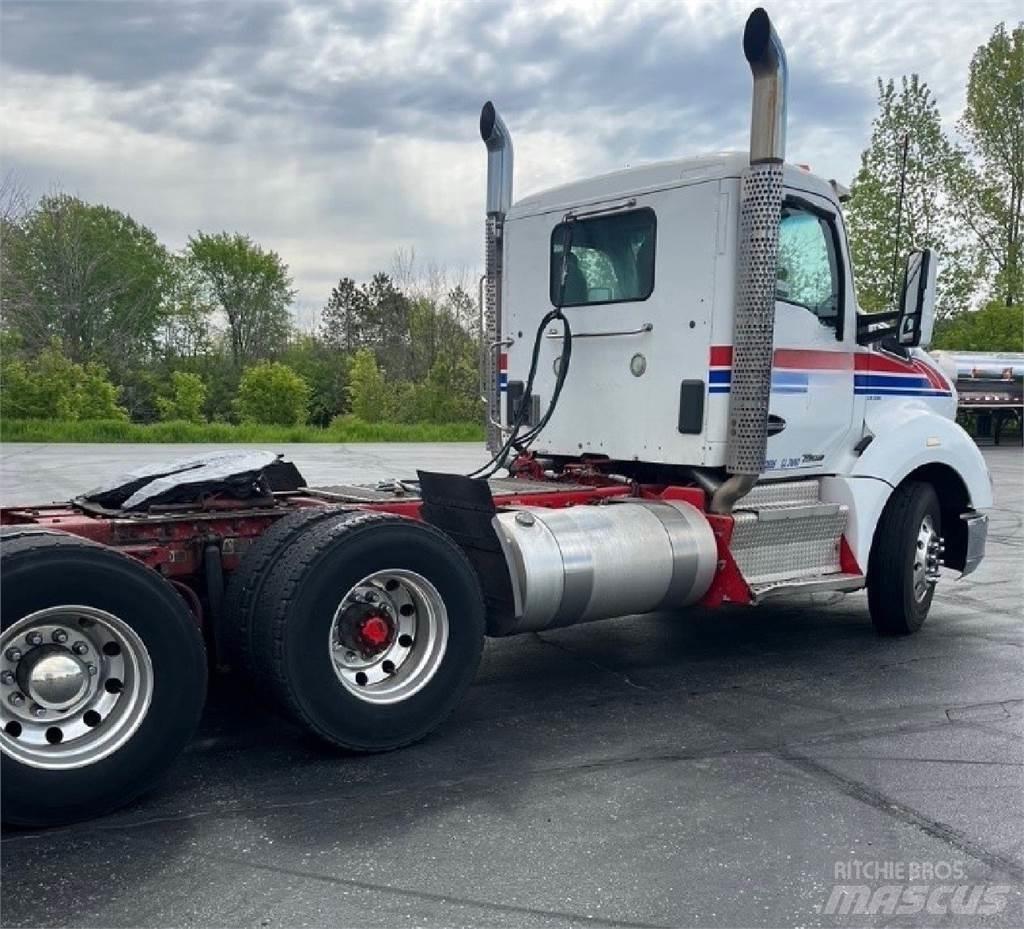 Kenworth T680 Tracteur routier