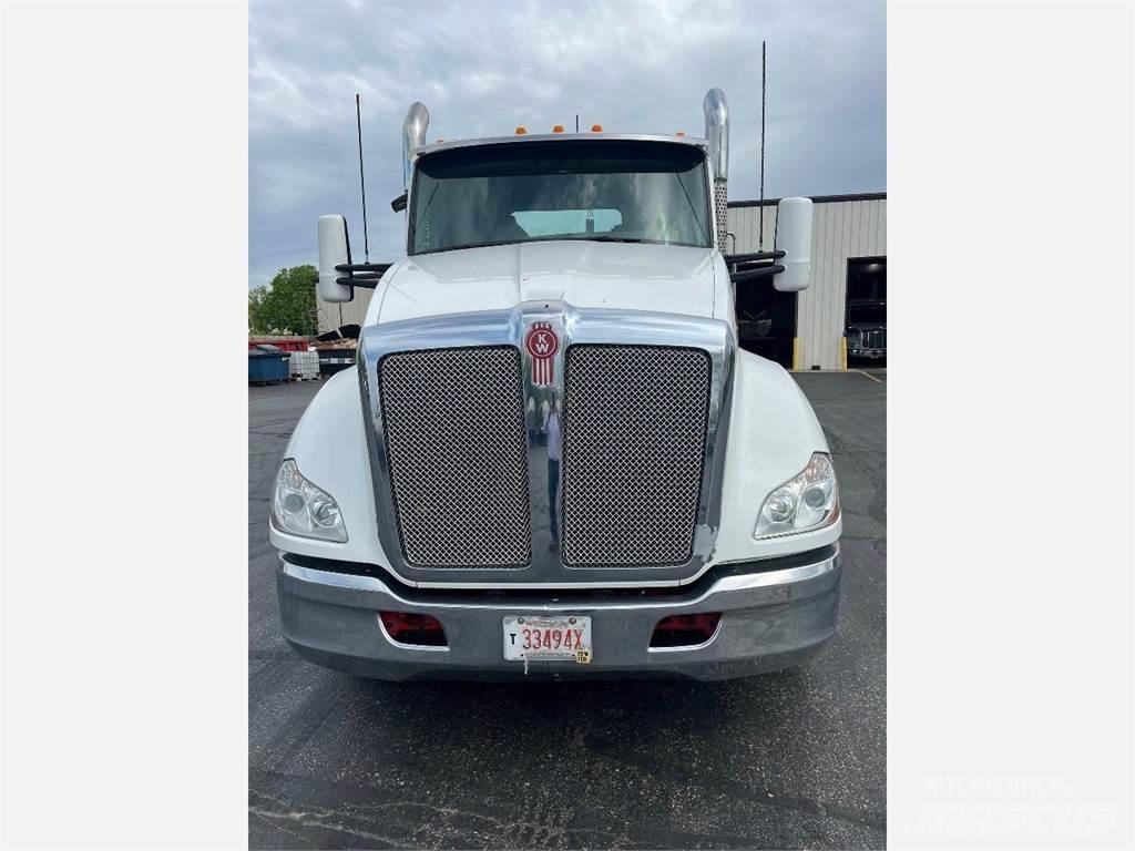 Kenworth T680 Tracteur routier