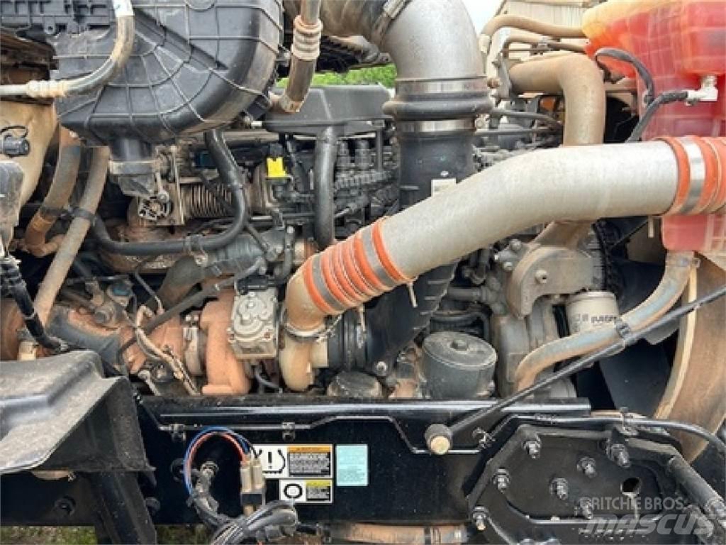 Kenworth T880 Tracteur routier