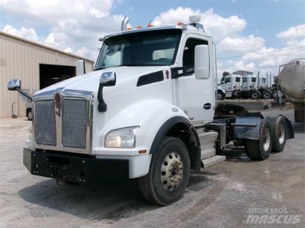Kenworth T880 Tracteur routier