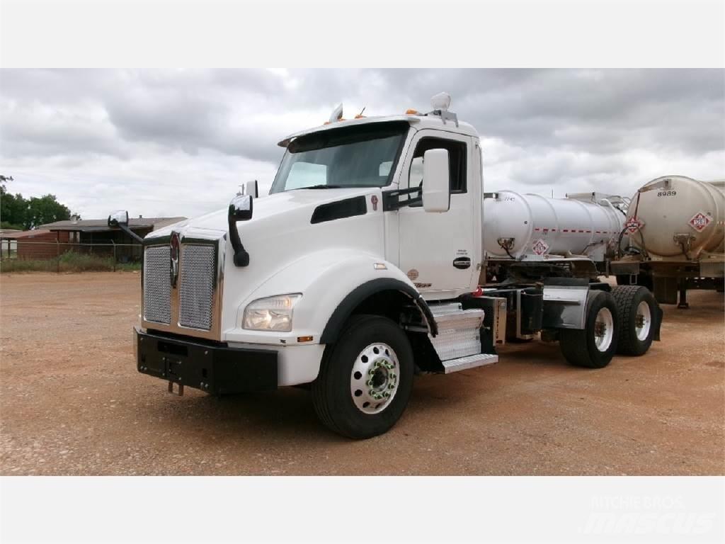 Kenworth T880 Tracteur routier