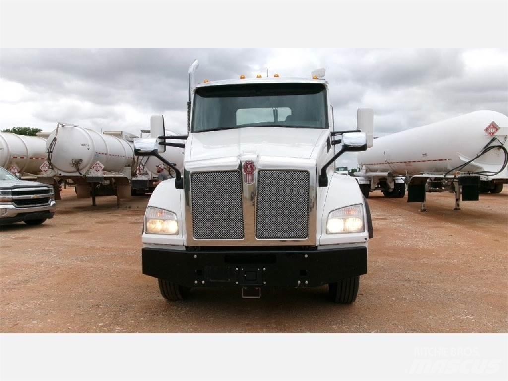 Kenworth T880 Tracteur routier