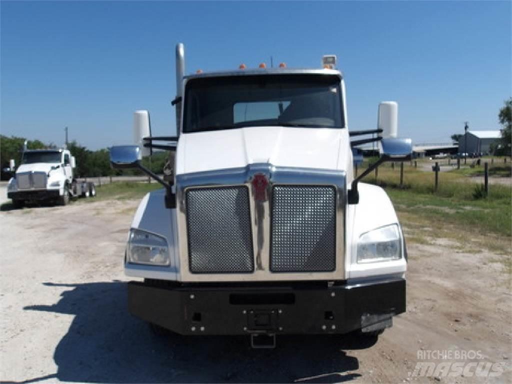 Kenworth T880 Tracteur routier