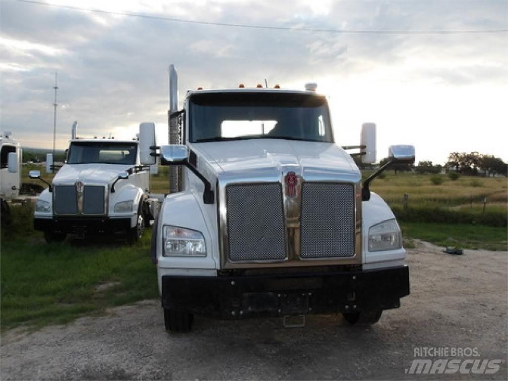Kenworth T880 Tracteur routier
