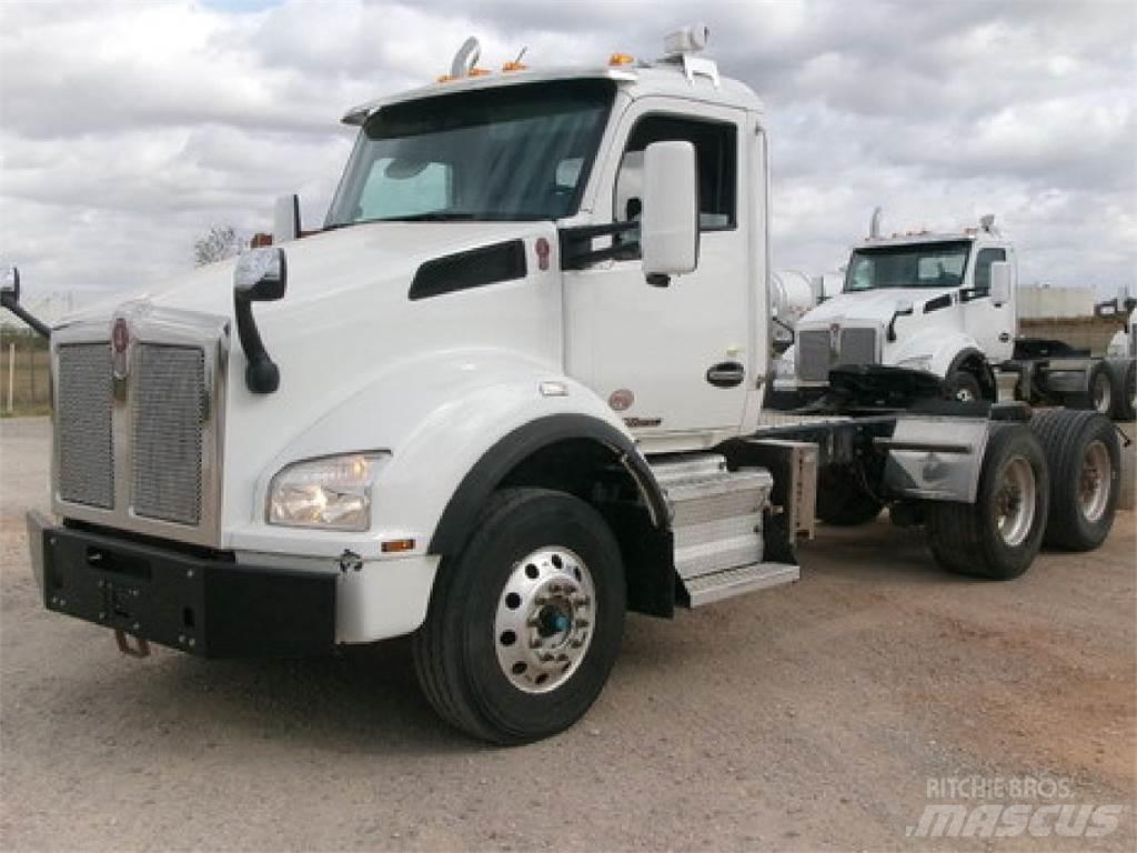 Kenworth T880 Tracteur routier