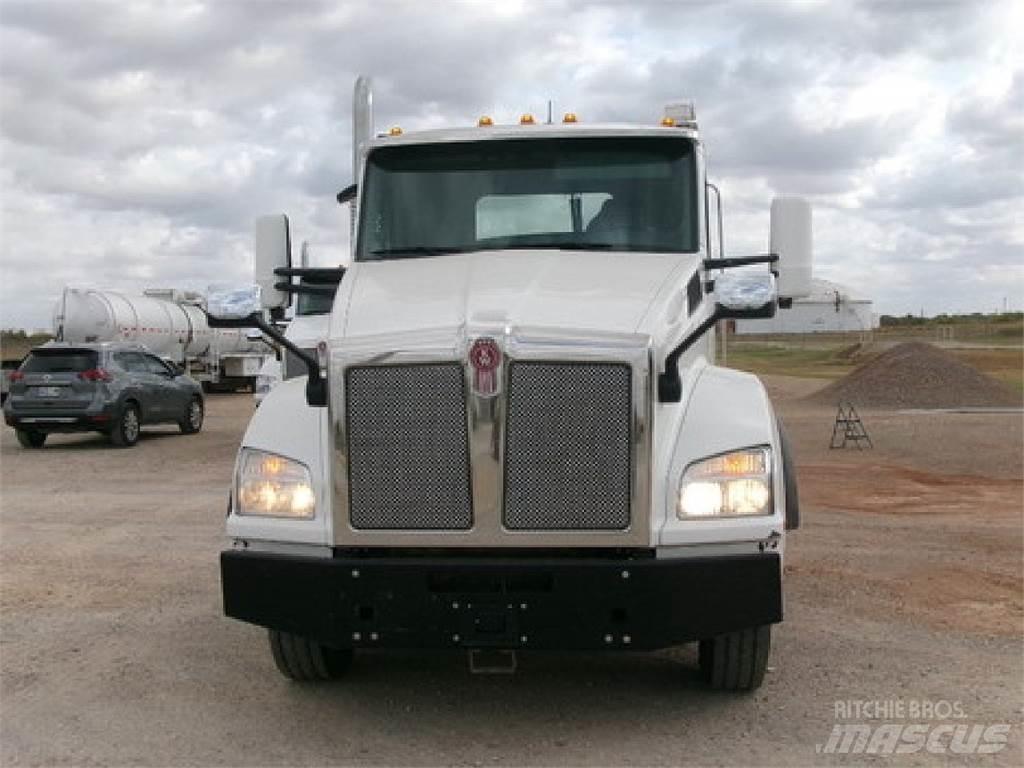 Kenworth T880 Tracteur routier