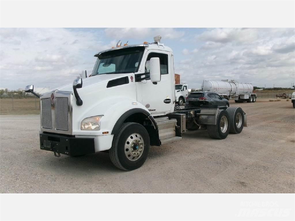 Kenworth T880 Tracteur routier