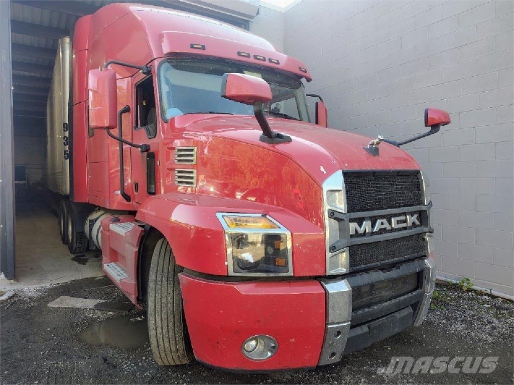 Mack Anthem 64T Tracteur routier