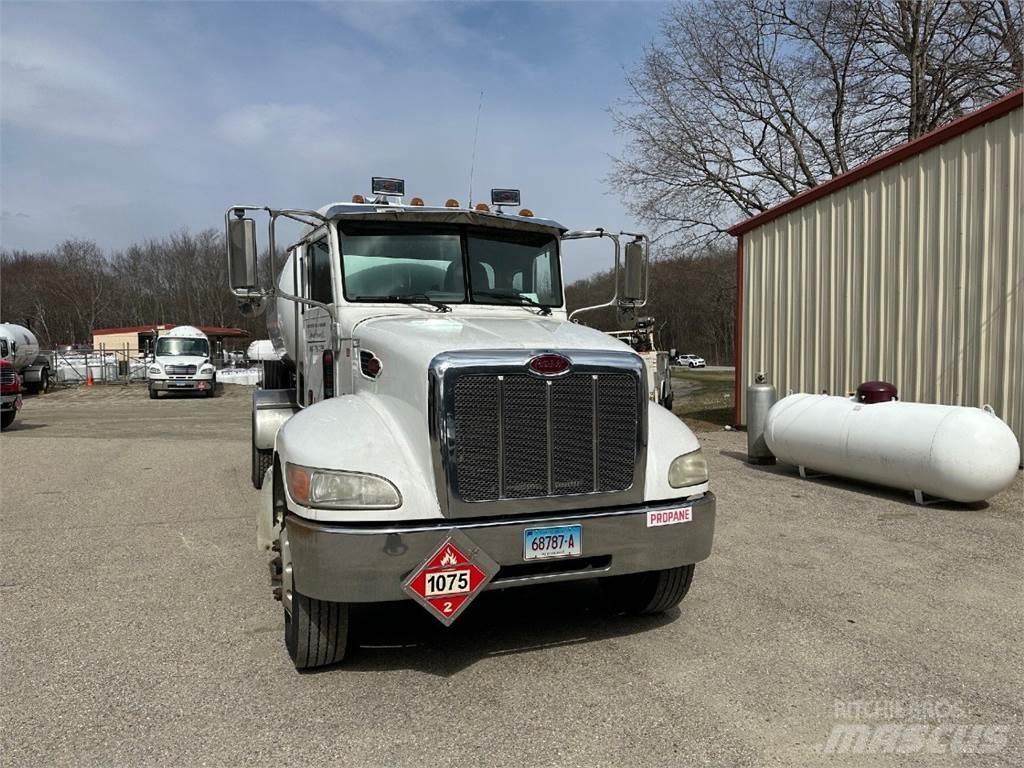 Peterbilt 335 Autre camion