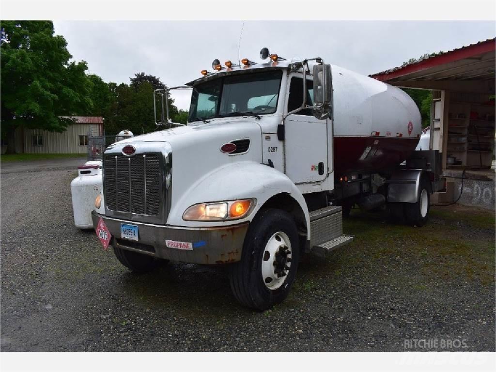 Peterbilt 335 Autre camion