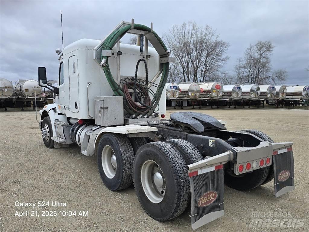 Peterbilt 567 Tracteur routier
