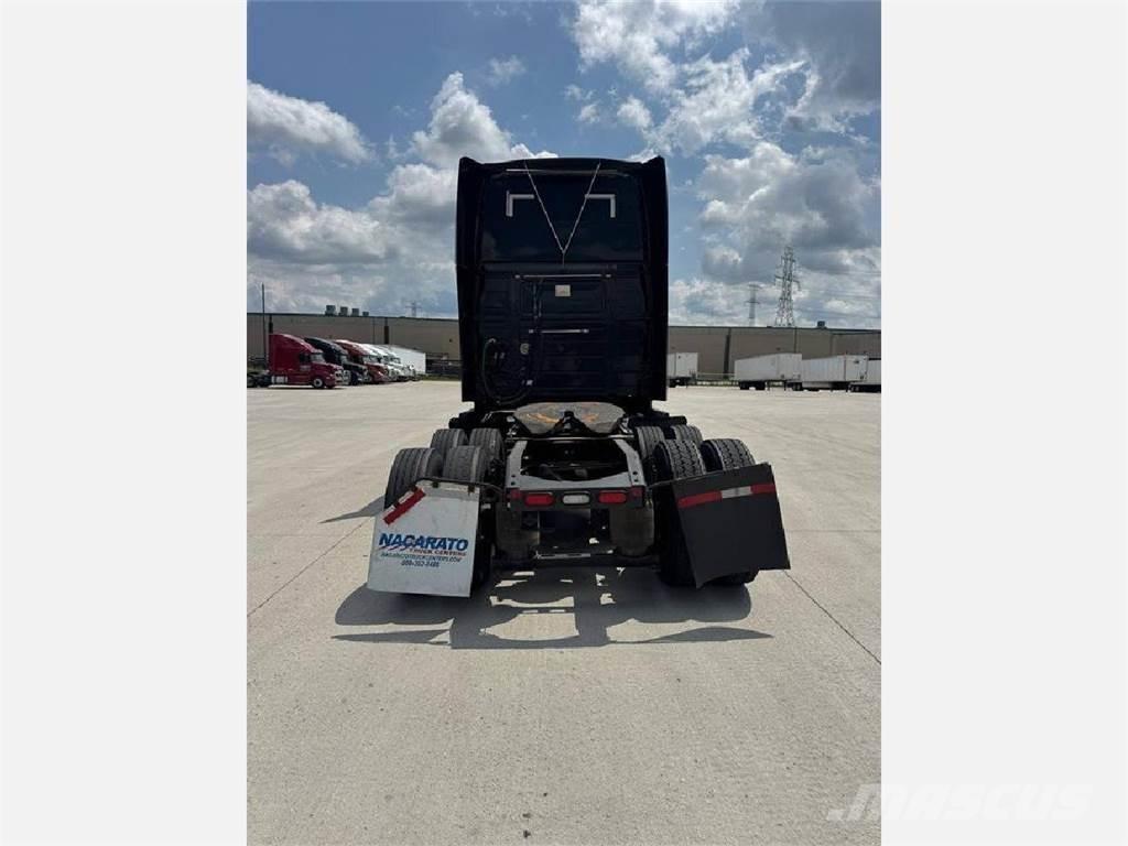 Volvo VNL 760 Tracteur routier