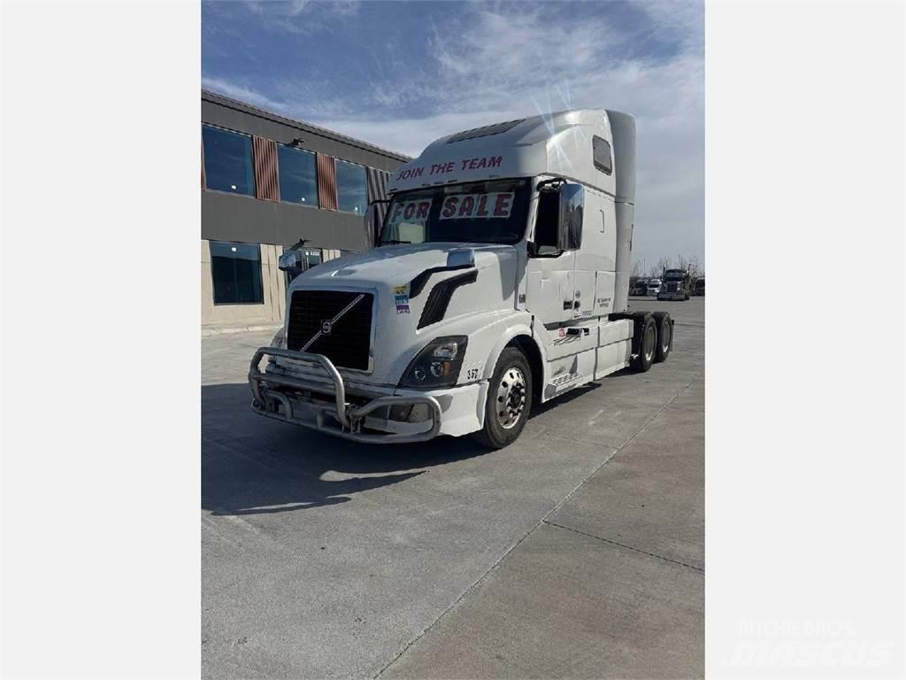 Volvo VNL670 Tracteur routier