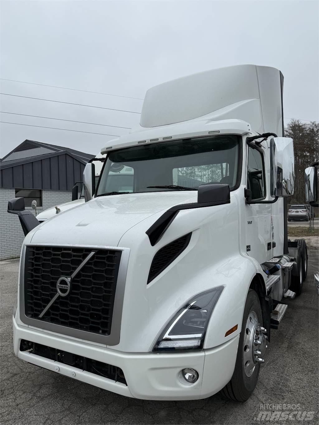 Volvo VNR64T300 Tracteur routier