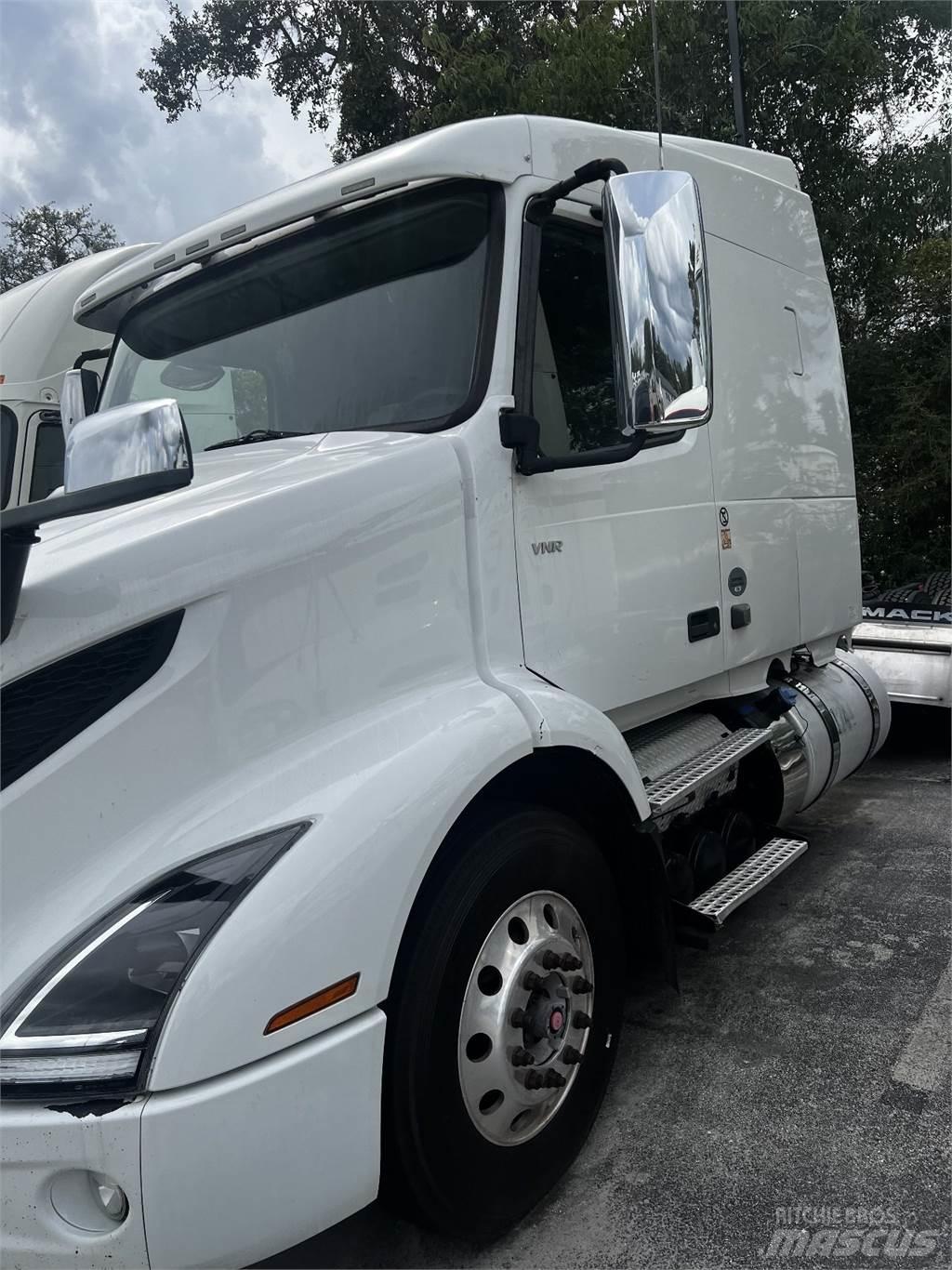 Volvo VNR64T640 Tracteur routier