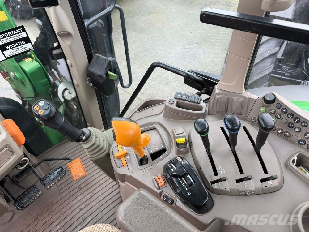 John Deere 6120M Tracteur