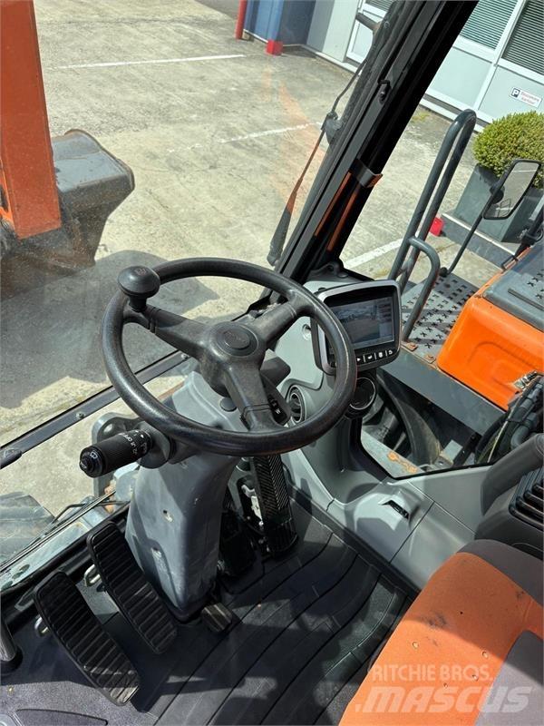 Doosan DX170W-5 Pelle sur pneus