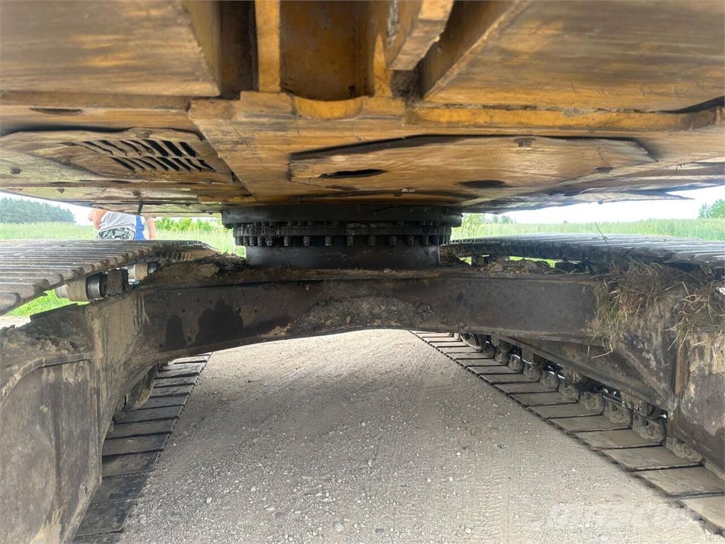 CAT 320D Pelle sur chenilles