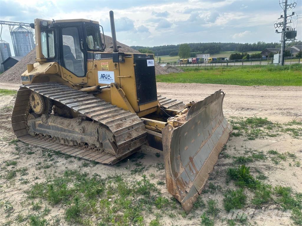 CAT D6M LGP Bouteurs sur chenilles