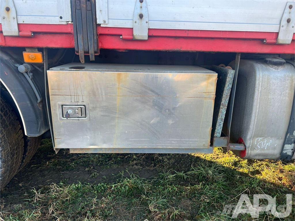 Volvo FM12 Camion plateau