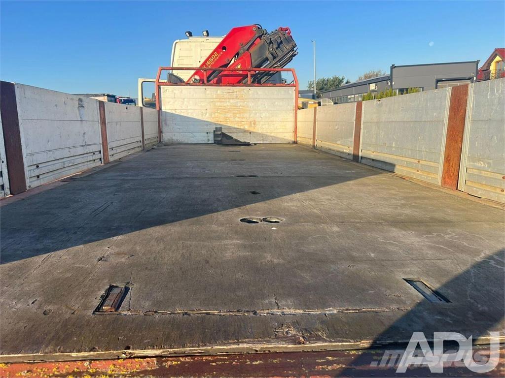 Volvo FM12 Camion plateau