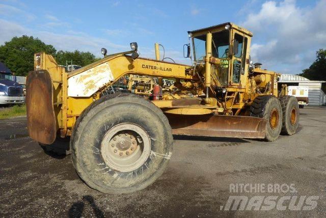 CAT 16G Niveleuse