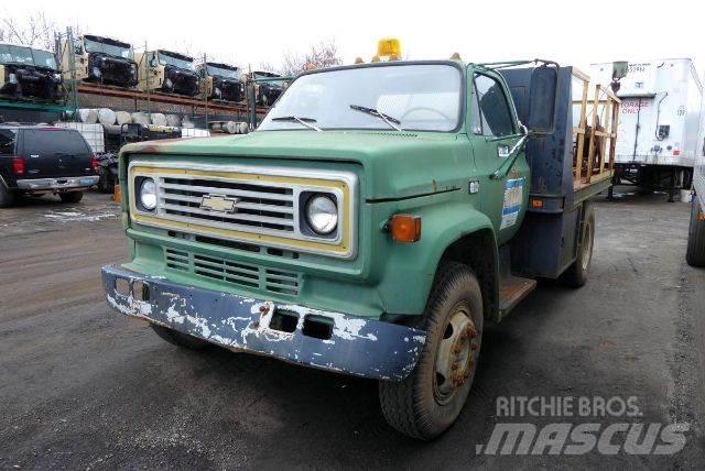 Chevrolet C60 Camion plateau