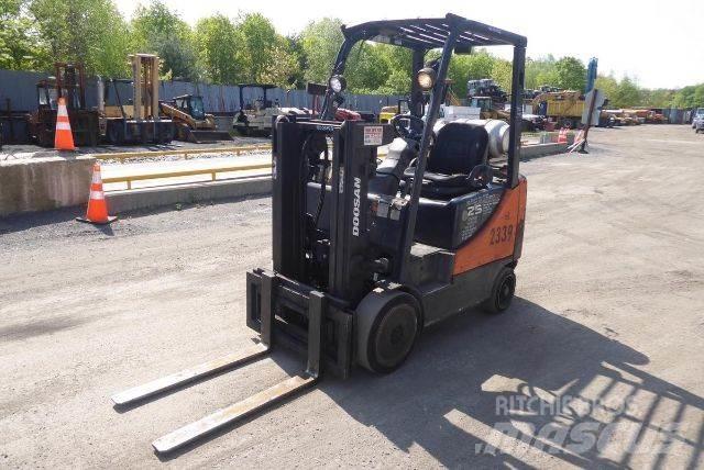 Doosan GC25P-5 Autres Chariots élévateurs