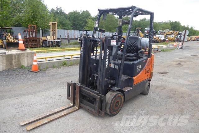 Doosan GC25P-5 Autres Chariots élévateurs