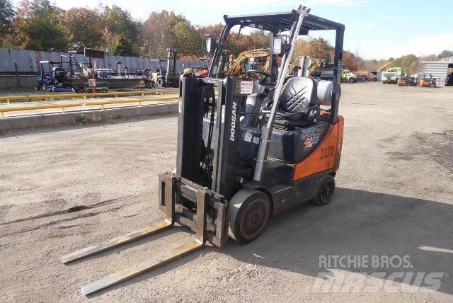 Doosan GC25P-5 Autres Chariots élévateurs