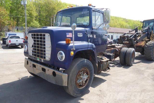 Ford 8000 Châssis cabine