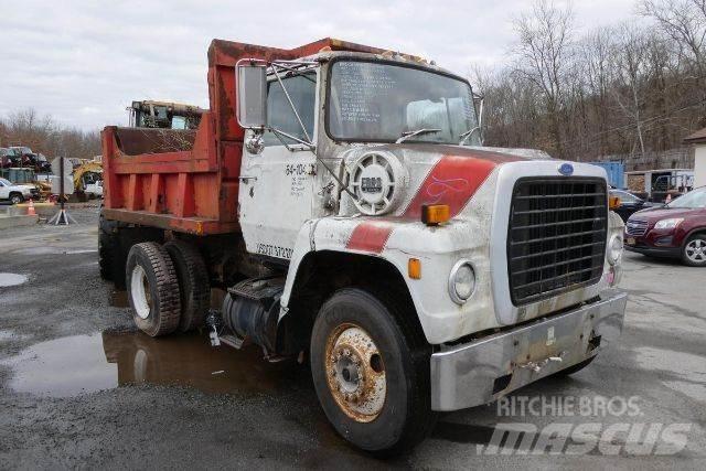 Ford 9000 Camion benne