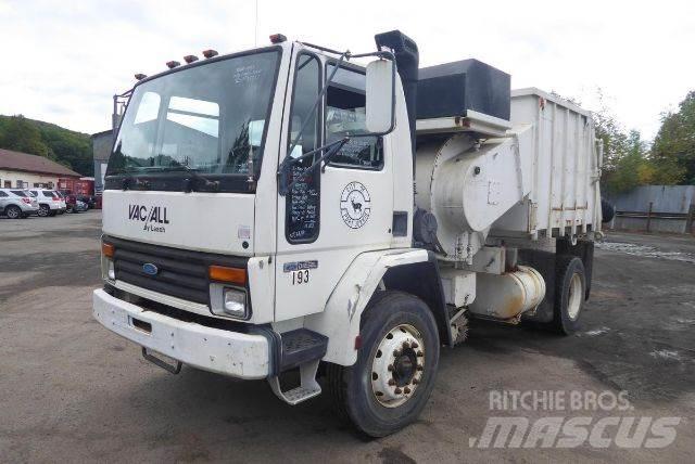 Ford CARGO 7000 Camion balayeur