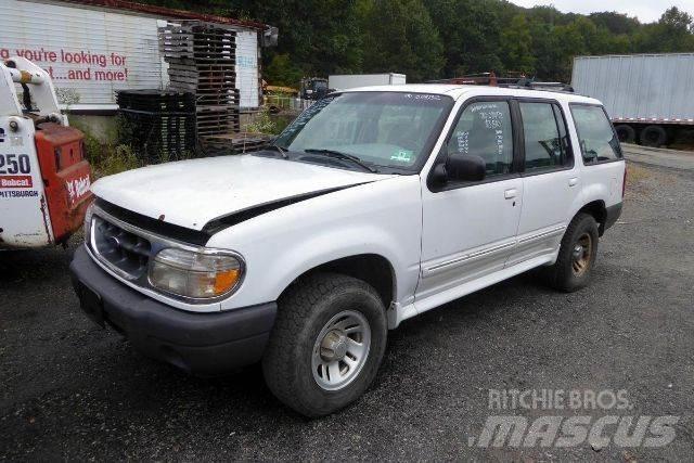 Ford Explorer Utilitaire benne