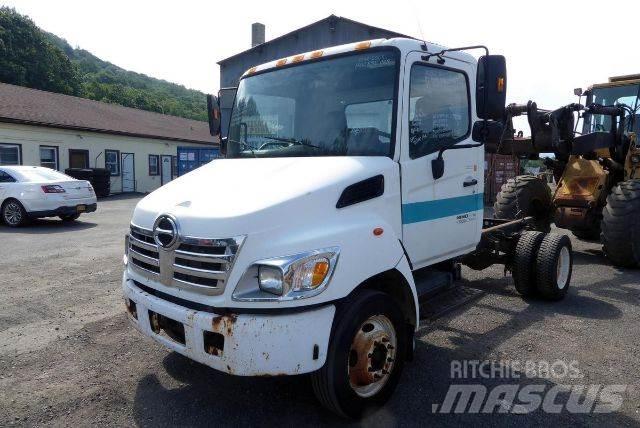 Hino NB165 Châssis cabine