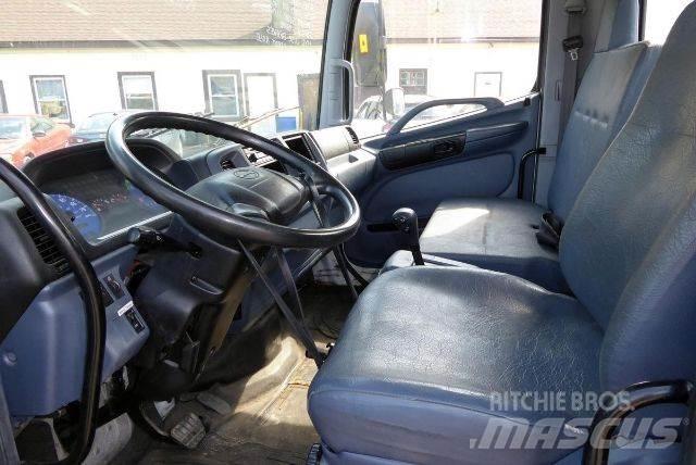 Hino NB165 Châssis cabine